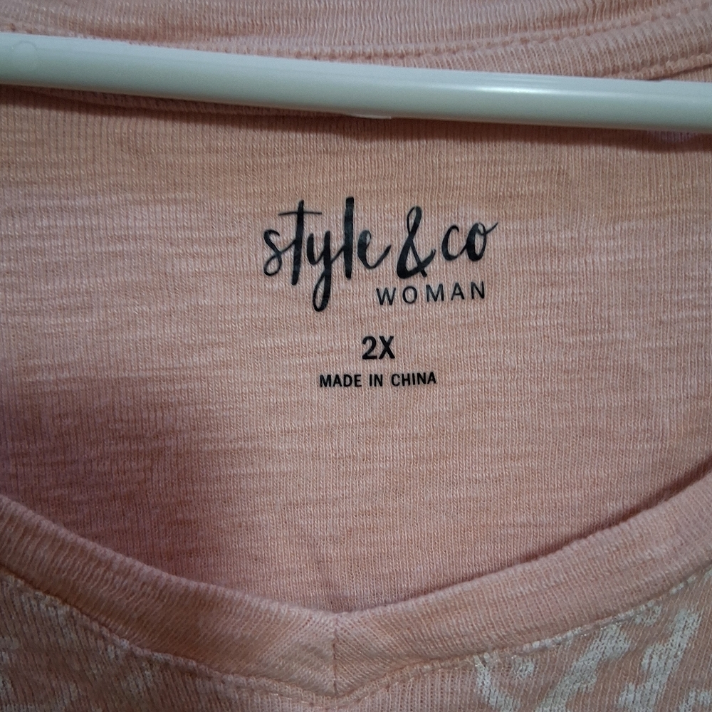 Style & Co. Pink Floral V-Neck Short Sleeve Top - Picture 4 of 4